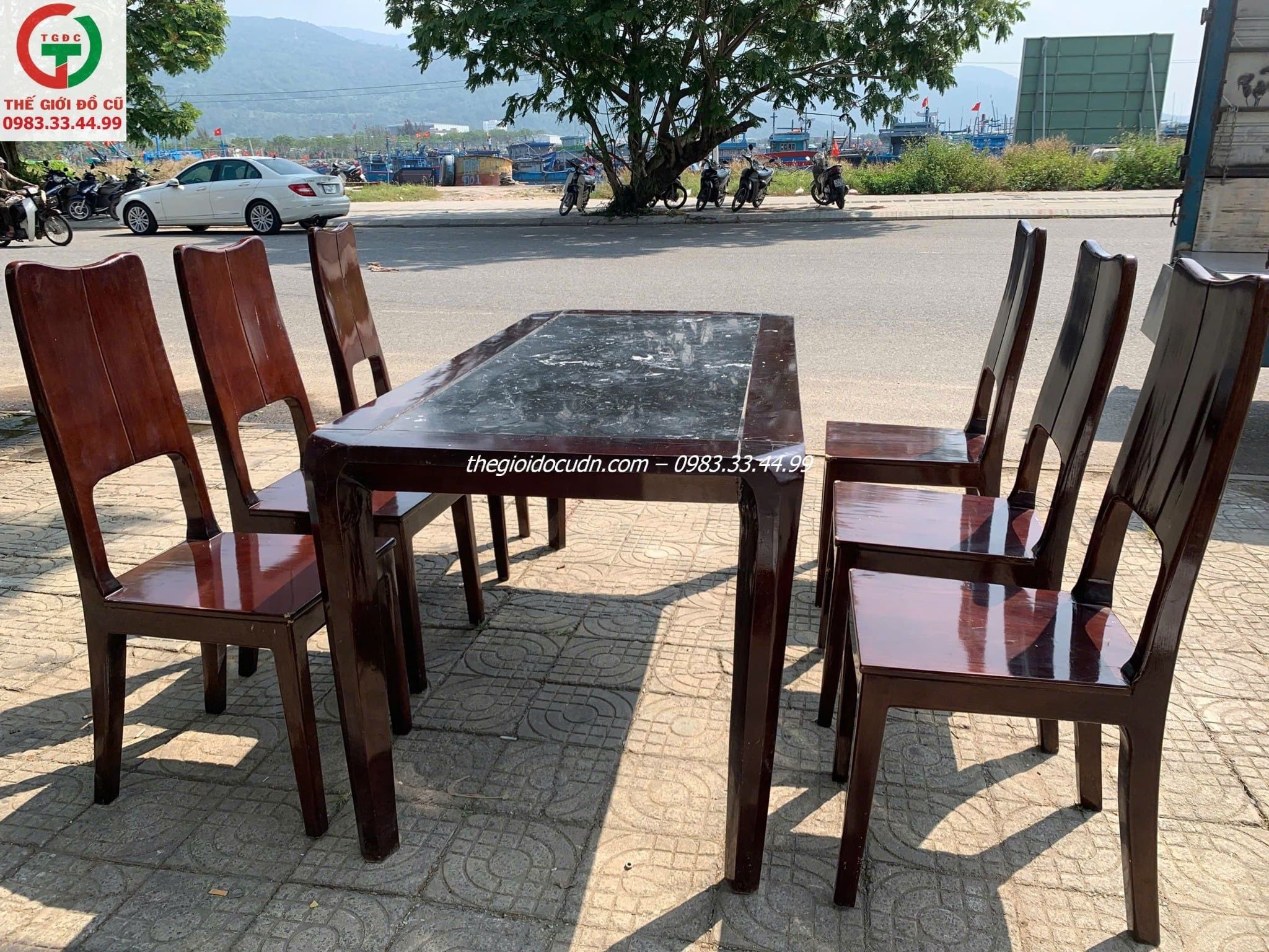 Bộ bàn ăn gỗ sồi thanh lý