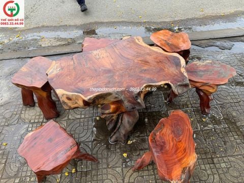 Bộ bàn ghế gốc cây thanh lý