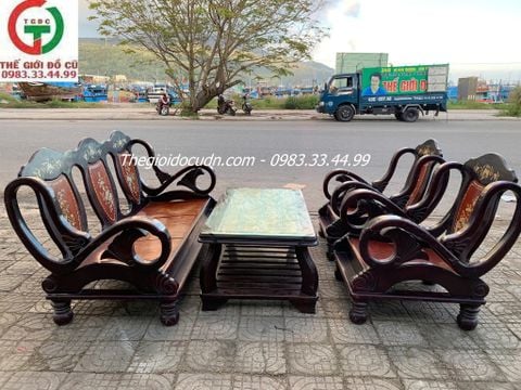 Salon gỗ Đài Loan thanh lý