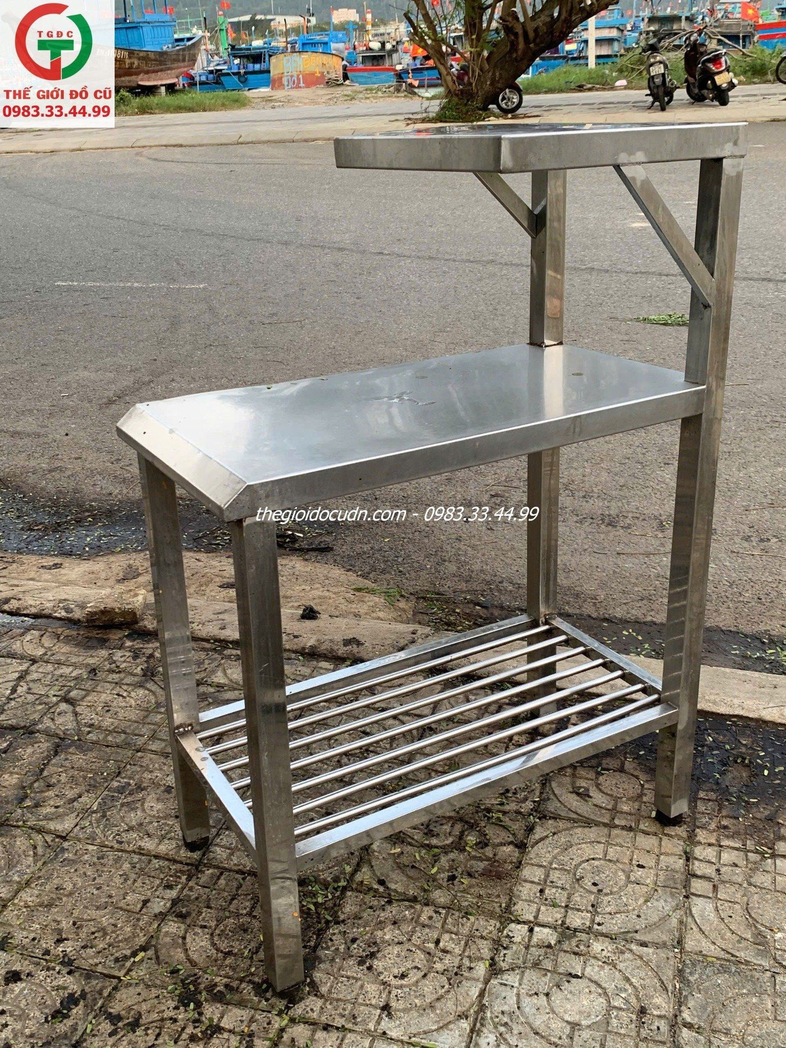 Bàn gia vị thanh lý