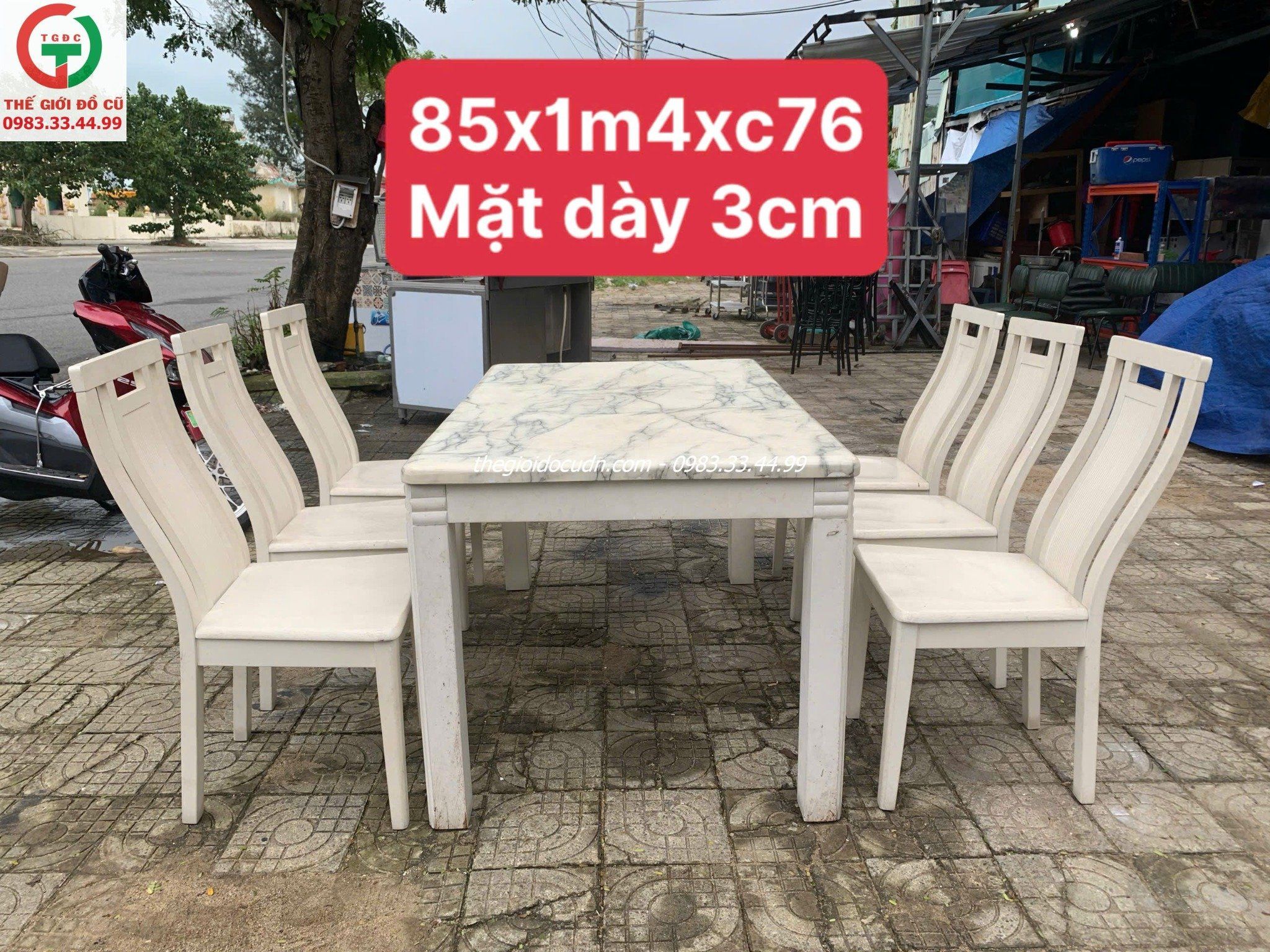 Bàn ghế ăn thanh lý