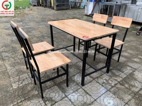 Bàn ghế quán ăn thanh lý