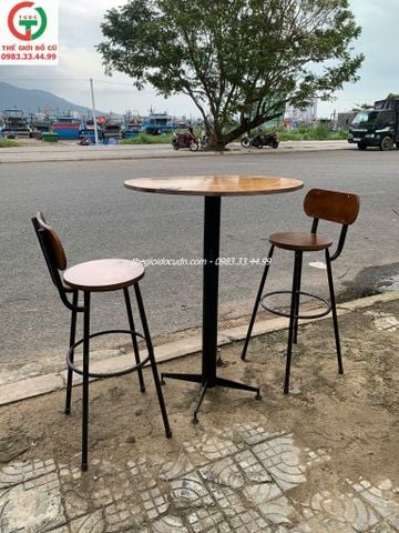 Bàn ghế bar thanh lý