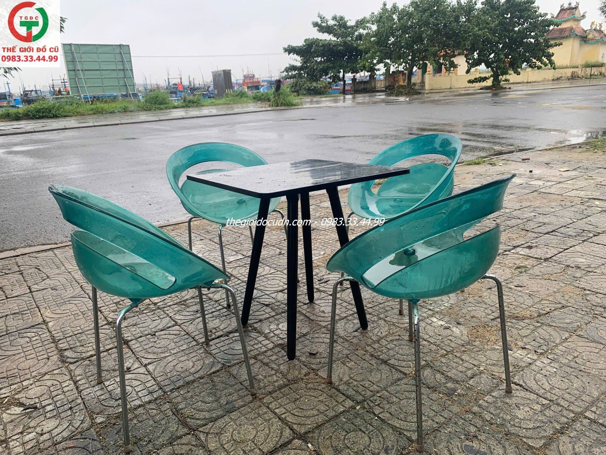 Bộ bàn ghế cafe thanh lý