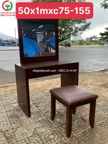 Bàn phấn thanh lý