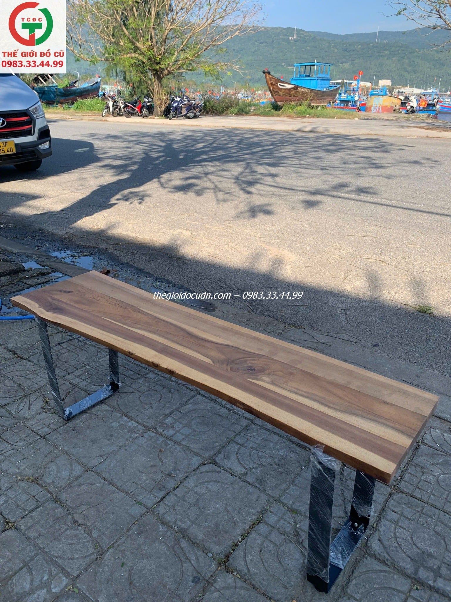 Ghế băng chờ mặt gỗ thanh lý