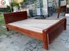 Giường gỗ thanh lý