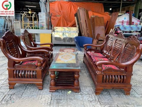 Salon gỗ kèm nệm thanh lý