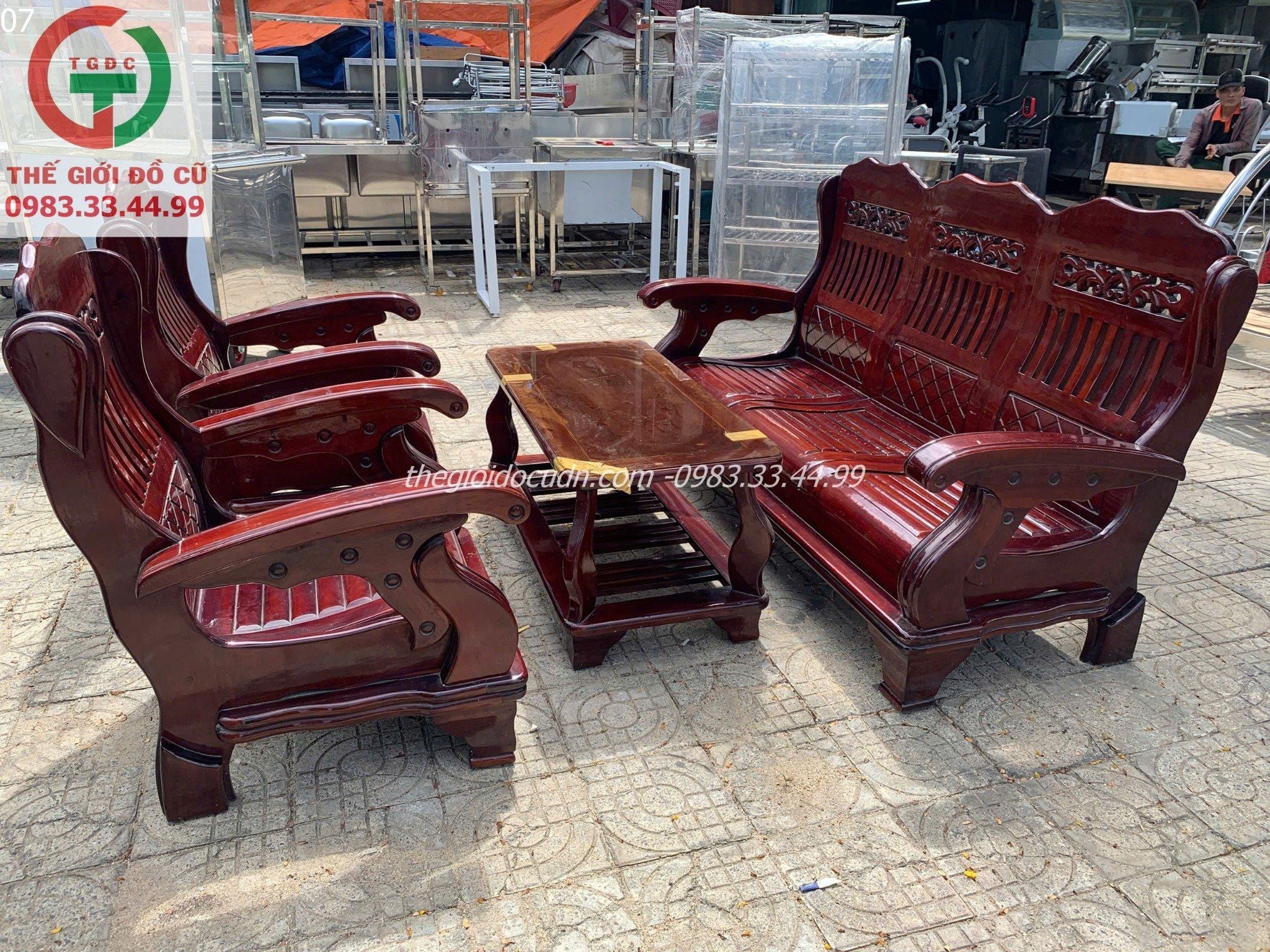 Salon gỗ Đài loan