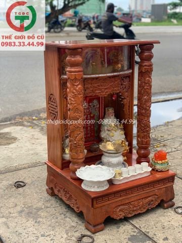 Bàn thờ ông Địa gỗ