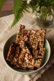 Thanh năng lượng hạt dinh dưỡng healthy (protein bar, energy bar)