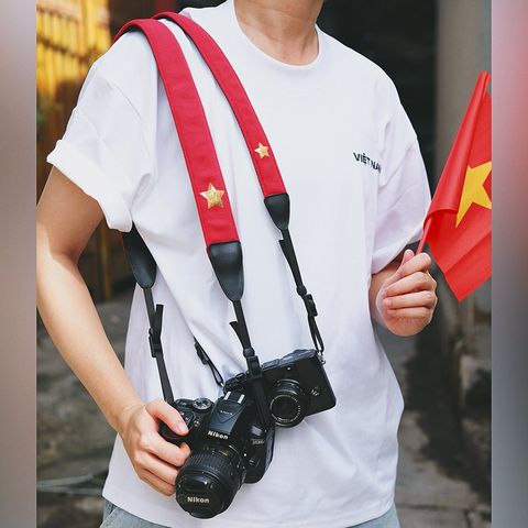 Cammix Quốc Kh&aacute;nh d&acirc;y m&aacute;y ảnh