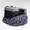 [CAMMIX] Dây đeo máy ảnh dành cho máy Fuji, Canon, Nikon, Sony.. - Camera Strap - MadebyCammix - Xanh Navy - Hoa
