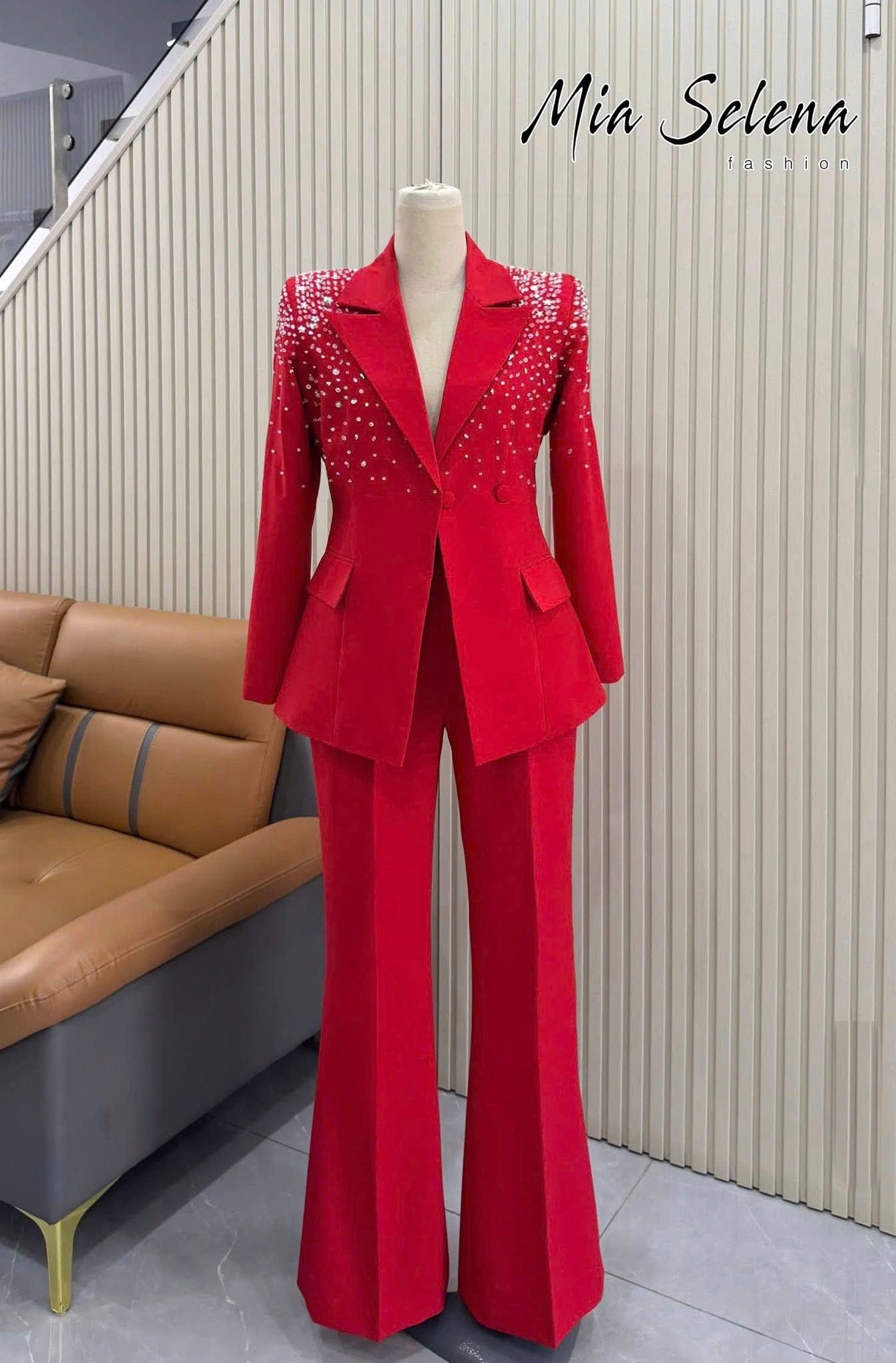 VEST ĐỎ ĐÍNH HẠT ĐẶT MAY