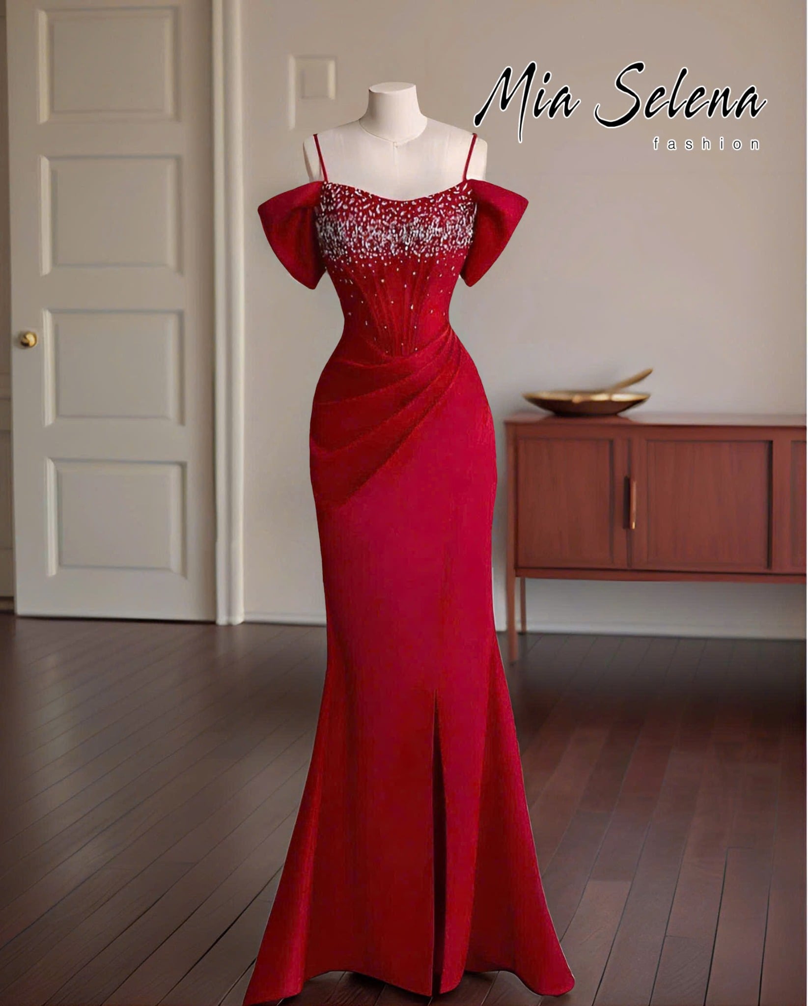 Đầm đỏ thiết kế đính đá sang trọng