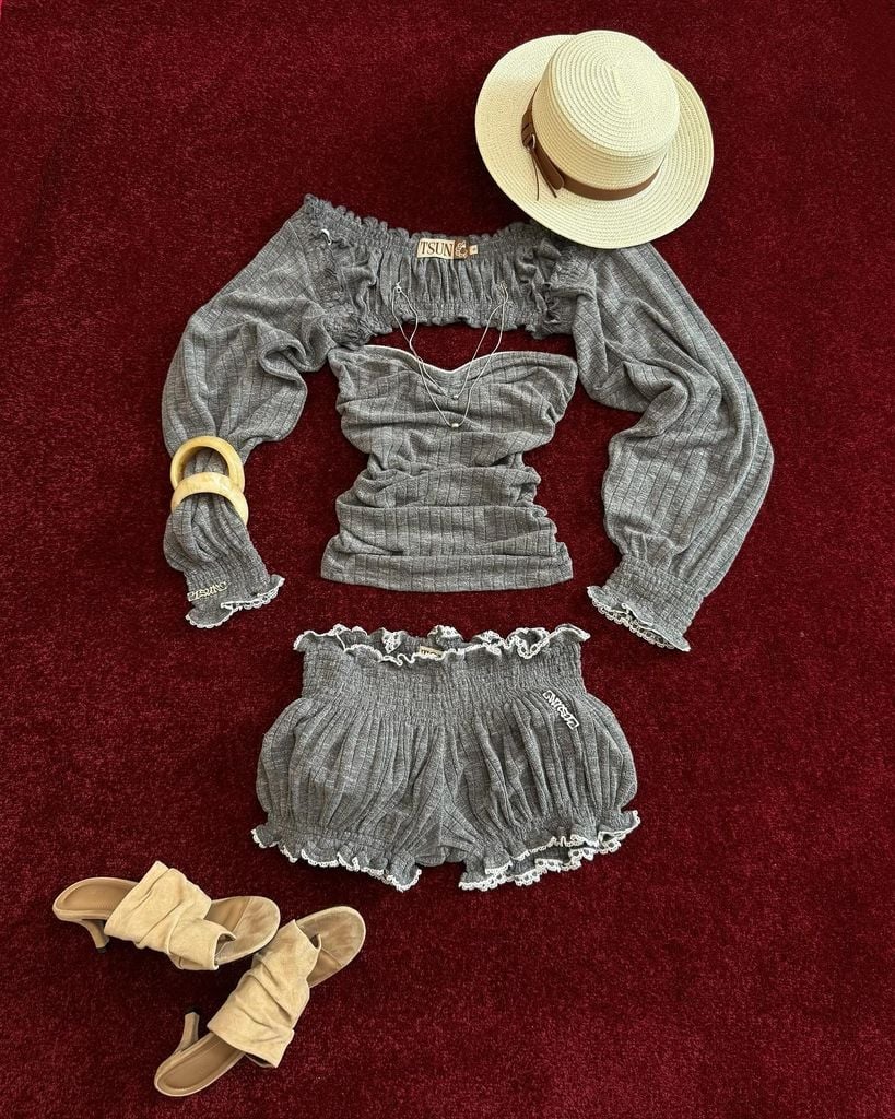  TSUN Set Quần Áo Thun Len Xám - Fiona Set Grey 