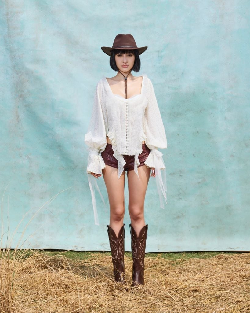  TSUN Aeris Shirts - Áo Sơ Mi Nữ Cách Điệu Họa Tiết Da Beo 