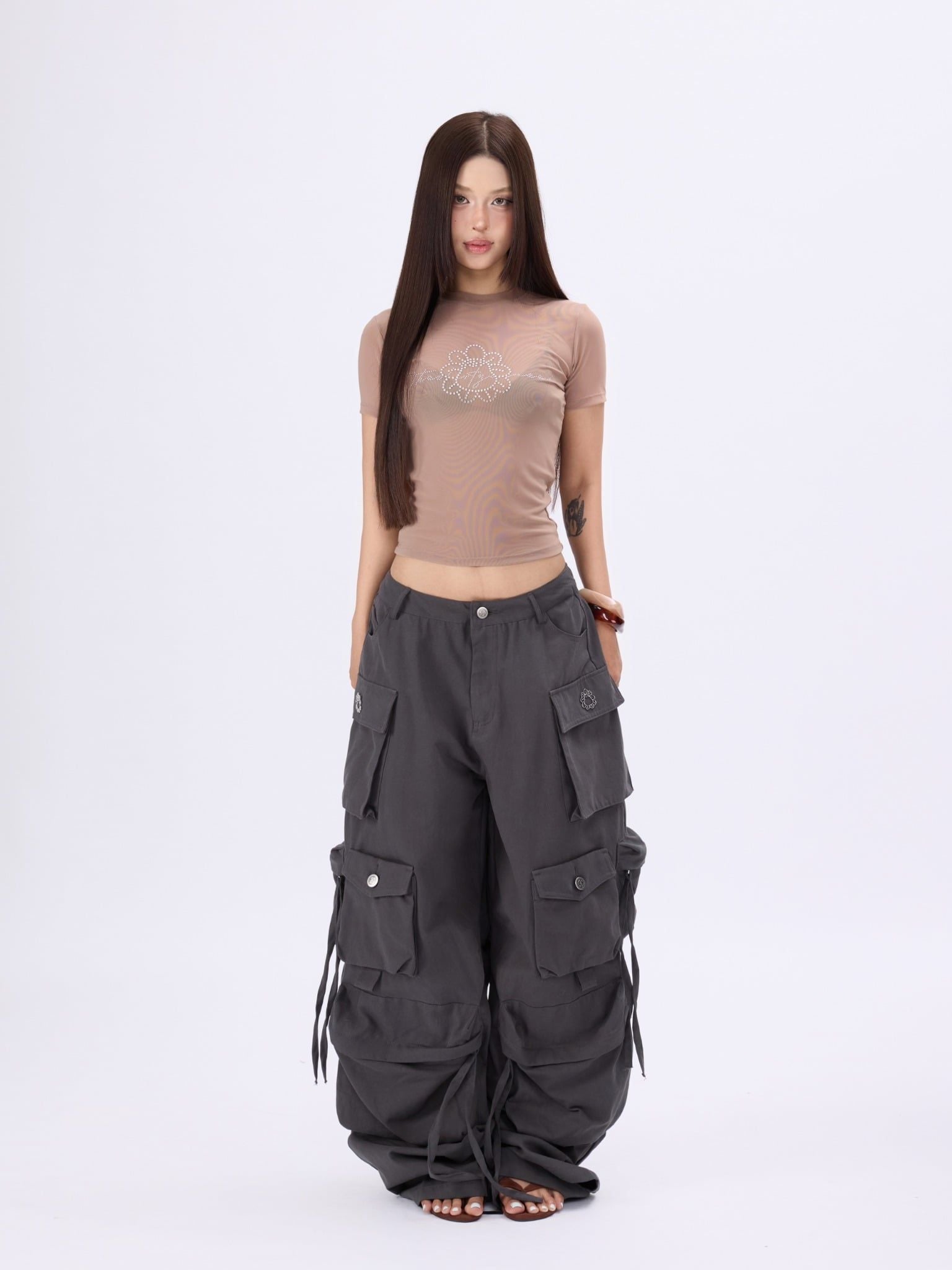  TSUN Áo Lưới Xuyên Thấu Đính Đá Be - Woo Logo See-Through Tee Be 