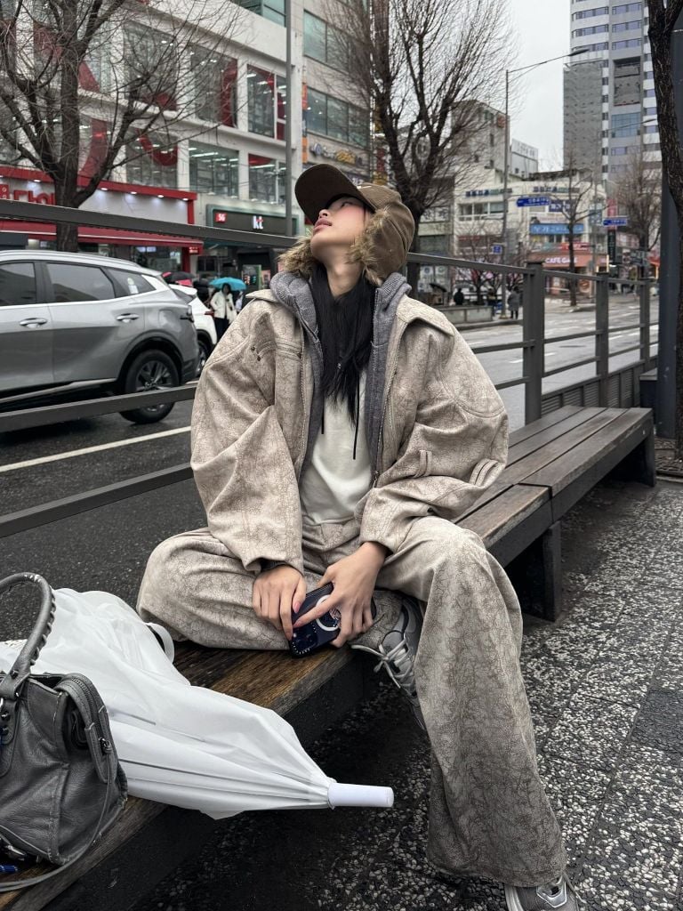  TSUN Splash Color Jacket Beige - Áo Khoác Vải Loang Bắt Sáng, Độn Vai 