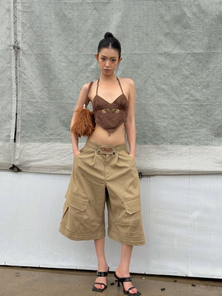  TSUN Hazel Kaki Short Brown - Quần Lửng Dáng Rộng Màu Nâu 