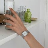  ĐỒNG HỒ TOPHILL TH006L.M1252 Nữ máy quartz kính sapphire size 26x32mm 3ATM 