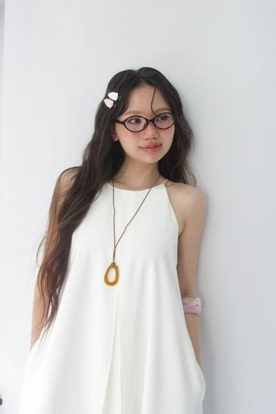  Đầm xếp li cổ yếm - Trắng - D0716 