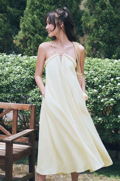  Đầm dài ngực biến kiểu - Vàng nhạt - D0737 