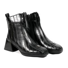 Giày Boots Nữ Pierre Cardin - 299 (Da Thật Vân Cá Sấu, Gót Khối Quyền Lực & Mũi Vuông Thời Thượng)