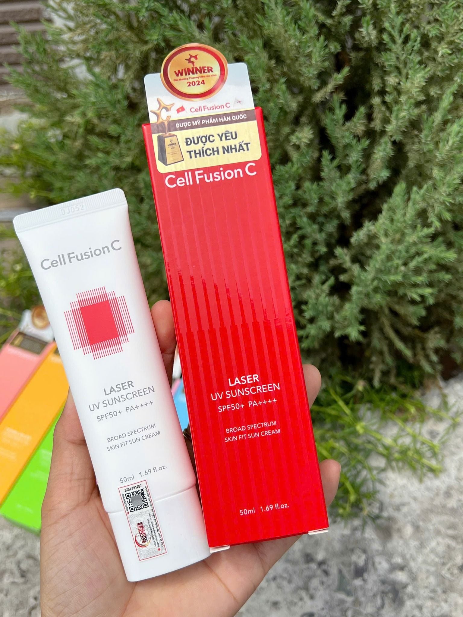  (Mẫu mới) Kem Chống Nắng Dịu Da Cell Fusion C Laser Sunscreen 100 SPF 50+/PA+++ 