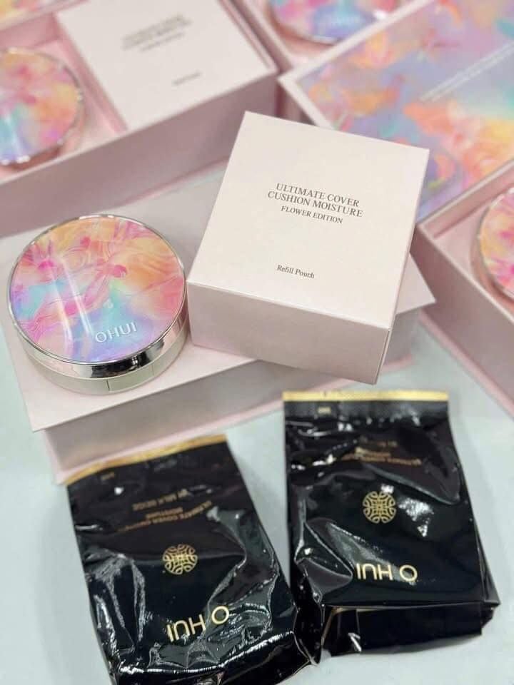  Phấn Nước Mỏng Nhẹ, Căng Bóng Ohui Ultimate Cover Cushion Moisture Flower Edition 15g (Tặng kèm 2 lõi refill) 