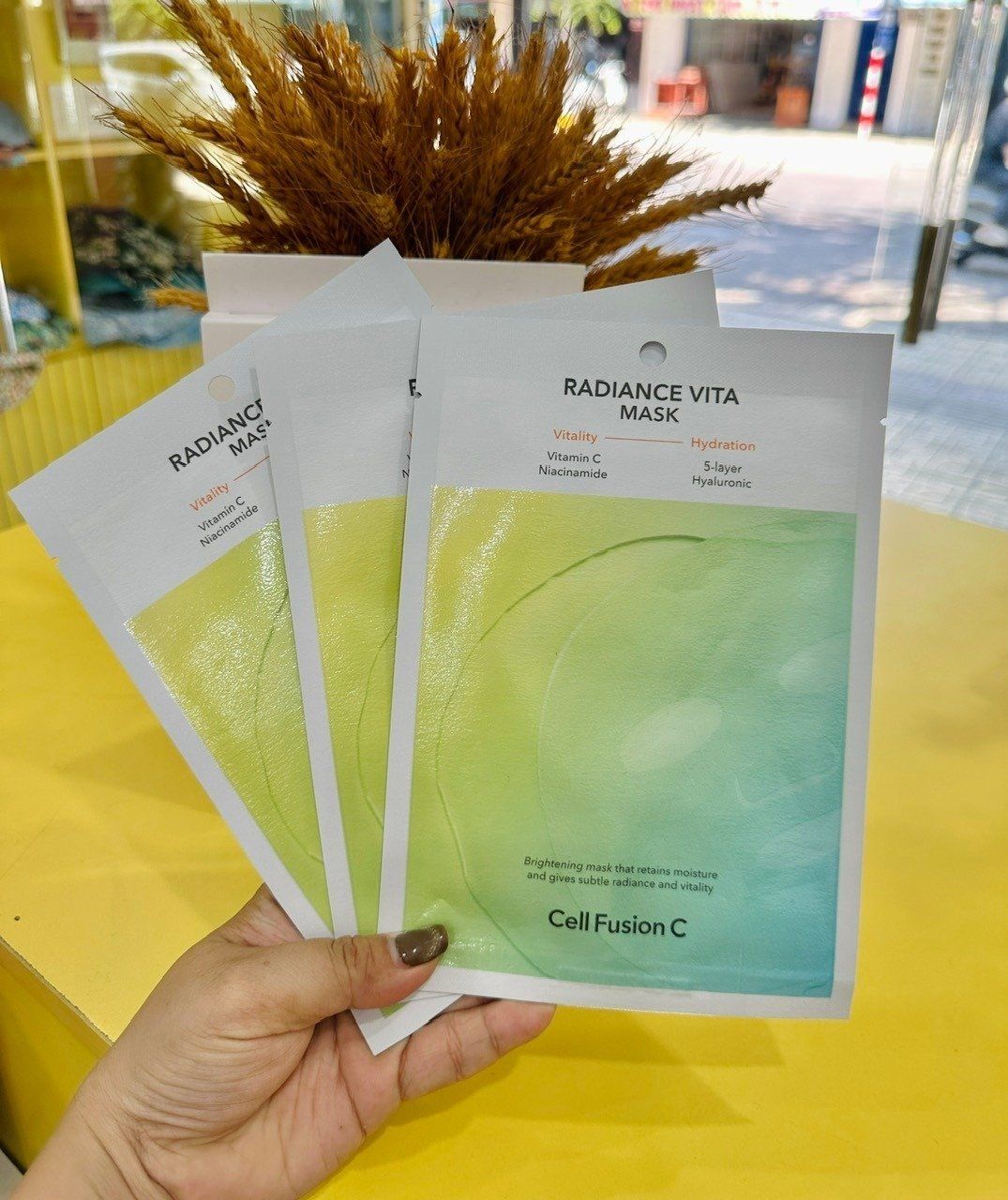  Mặt nạ giấy dưỡng ẩm, sáng da Cell Fusion C Radiance Vita Mask 25ml (1 miếng) 