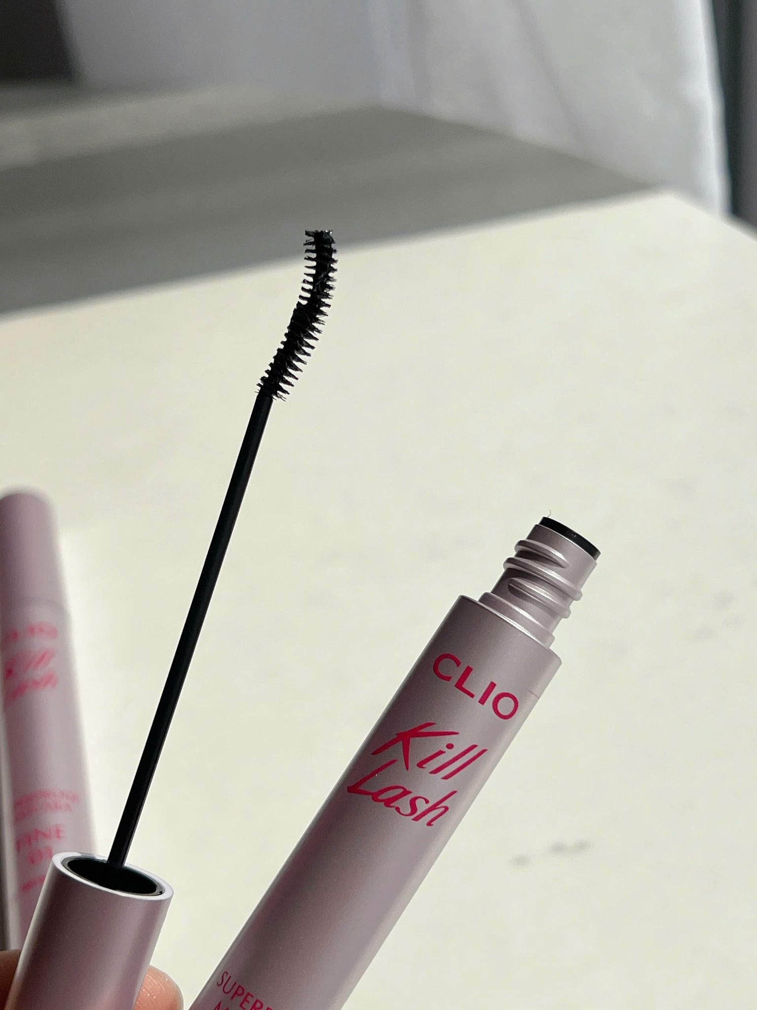  (Mẫu mới) Chuốt mi cong tự nhiên Clio Kill Lash Superproof Mascara Fine 6.5g 