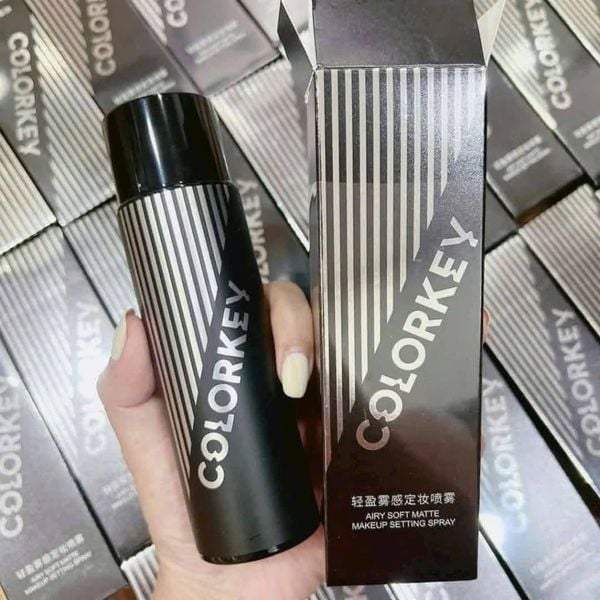  Xịt Khóa Nền Colorkey Airy Soft Matte Makeup Setting Spray (Đen) 