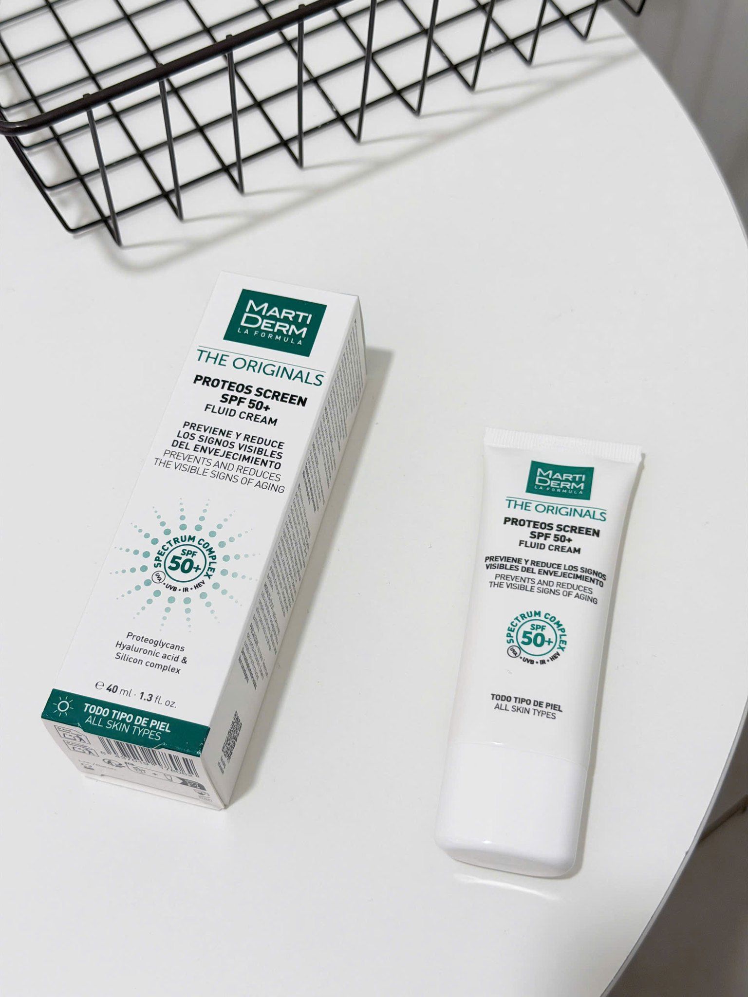  Kem Chống Nắng Phổ Rộng, Ngừa Lão Hóa MartiDerm The Originals Proteos Screen SPF50+ Fluid Cream 40ml 