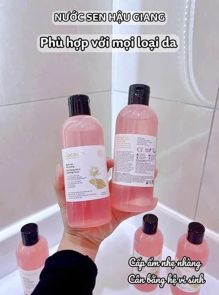  Nước Hoa Hồng Sen Hậu Giang Cocoon Hau Giang Lotus Soothing Toner 310ml 