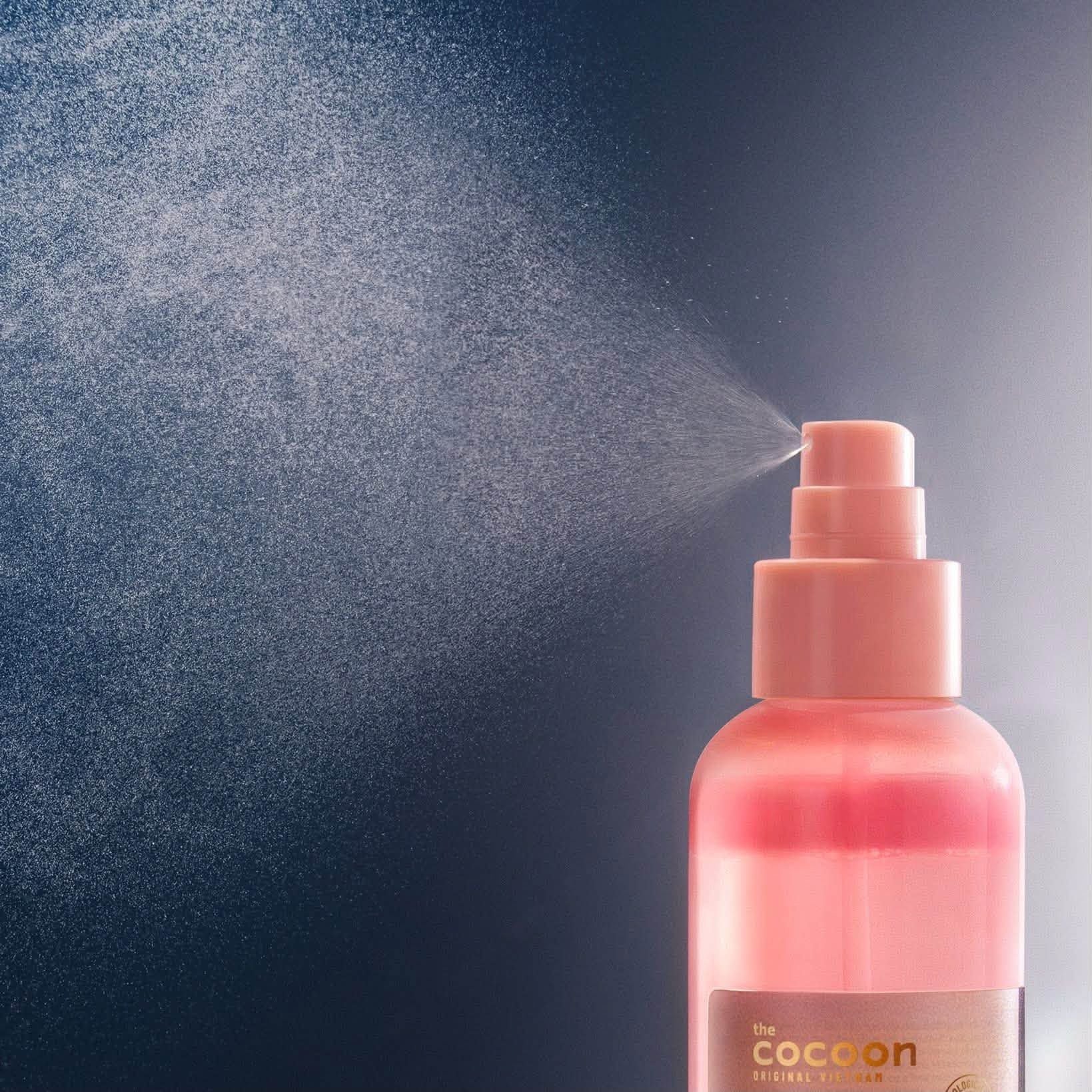  Tinh Chất Xịt Dưỡng Sen Hậu Giang Cocoon Hau Giang Lotus Soothing Serum Mist 100ml 