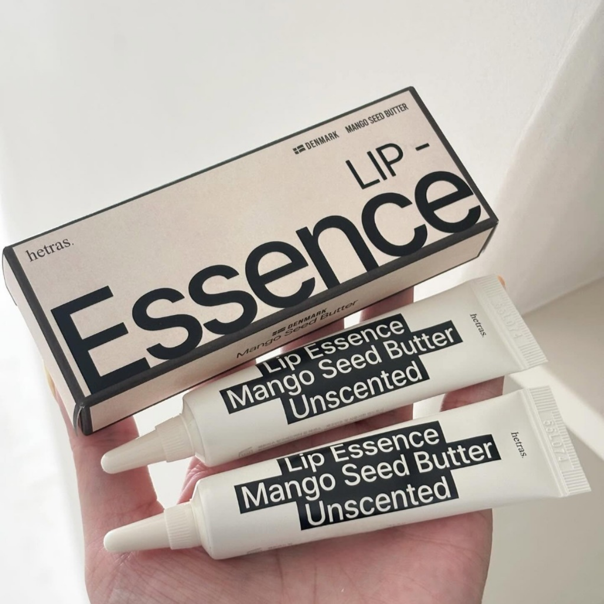  Dưỡng Môi Hetras Mango Seed Butter Lip Essence 13g 