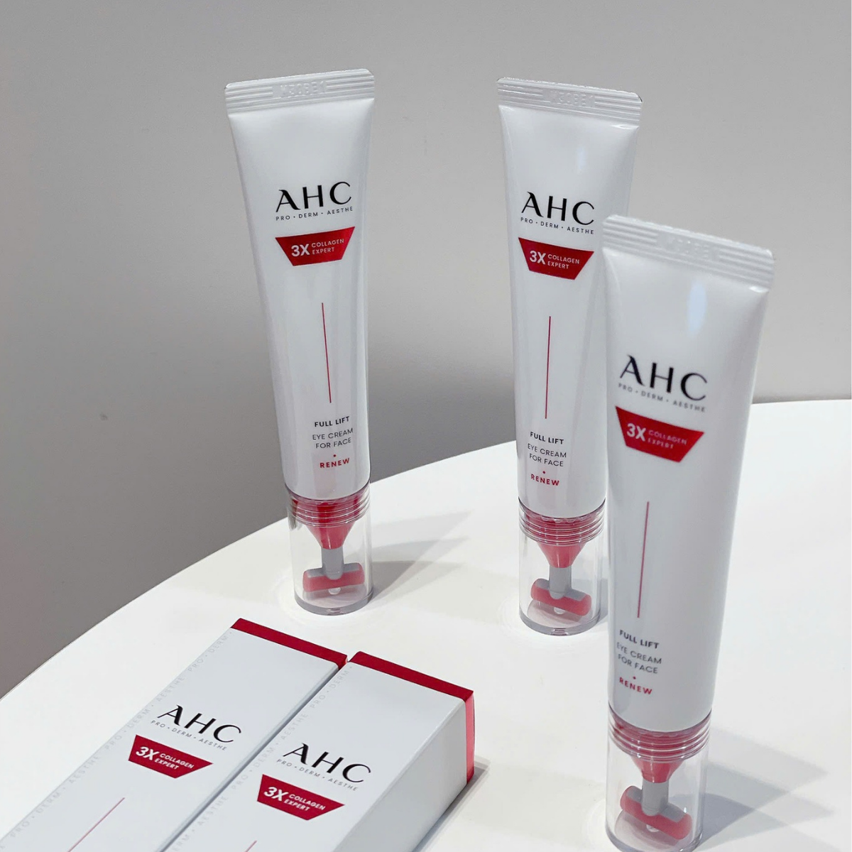  (Mẫu mới) Kem dưỡng mắt, trẻ hóa da AHC 3X Collagen Expert Full Lift Eye Cream For Face 40ml 