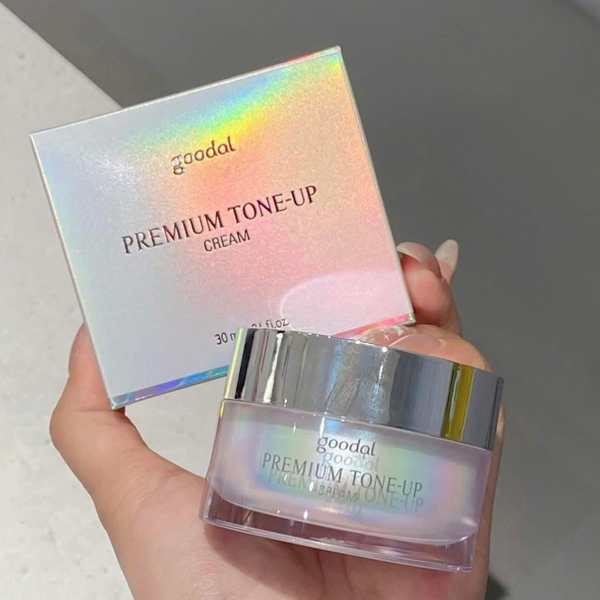  (Mẫu mới) Kem Dưỡng Trắng Chiết Xuất Ốc Sên Goodal Premium Snail Tone Up Cream 30ml 