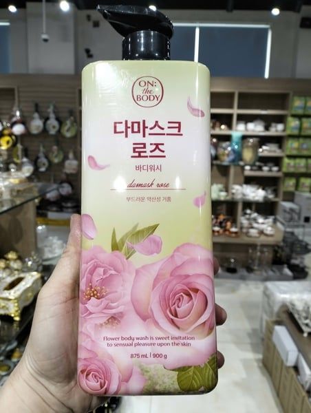  Sữa tắm hương nước hoa ON: The Body DAMASK ROSE 875ml 