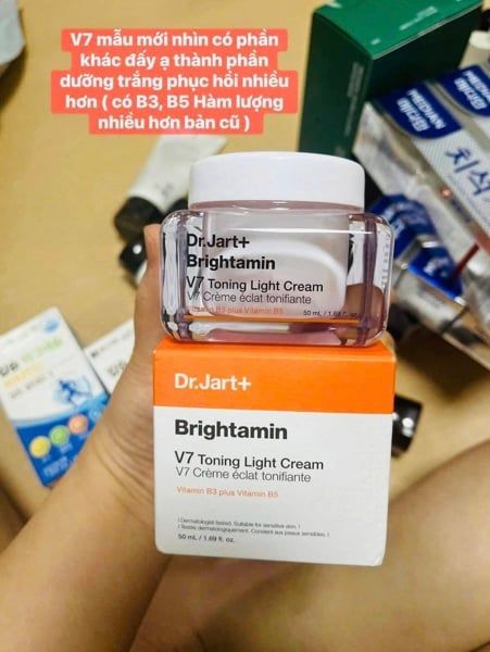  (Mẫu mới) Kem Dưỡng Trắng, Tái Tạo Da Dr.Jart+ Brightamin V7 Toning Light Cream 50ml 