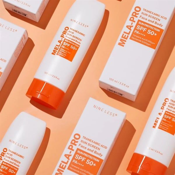  Kem Chống Nắng Cho Mặt Và Body Nineless Mela-Pro Tranexamic Acid Sun Screen Face And Body SPF50+ PA ++++ 100ml 