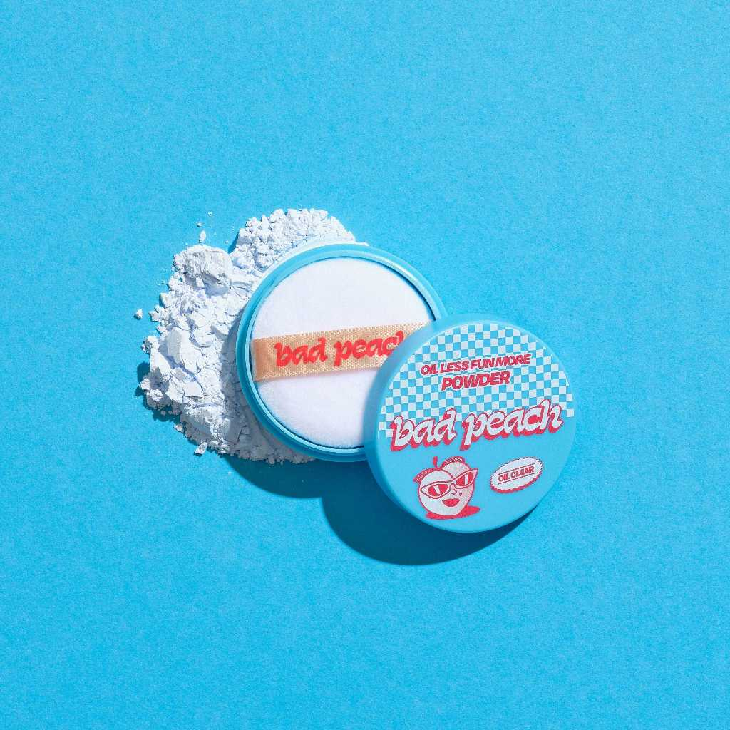  (HSD T6/2026) Phấn Phủ Bột Kiềm Dầu, Che Phủ Bad Peach Oil Less Fun More Powder SPF35/ PA++ 4g 
