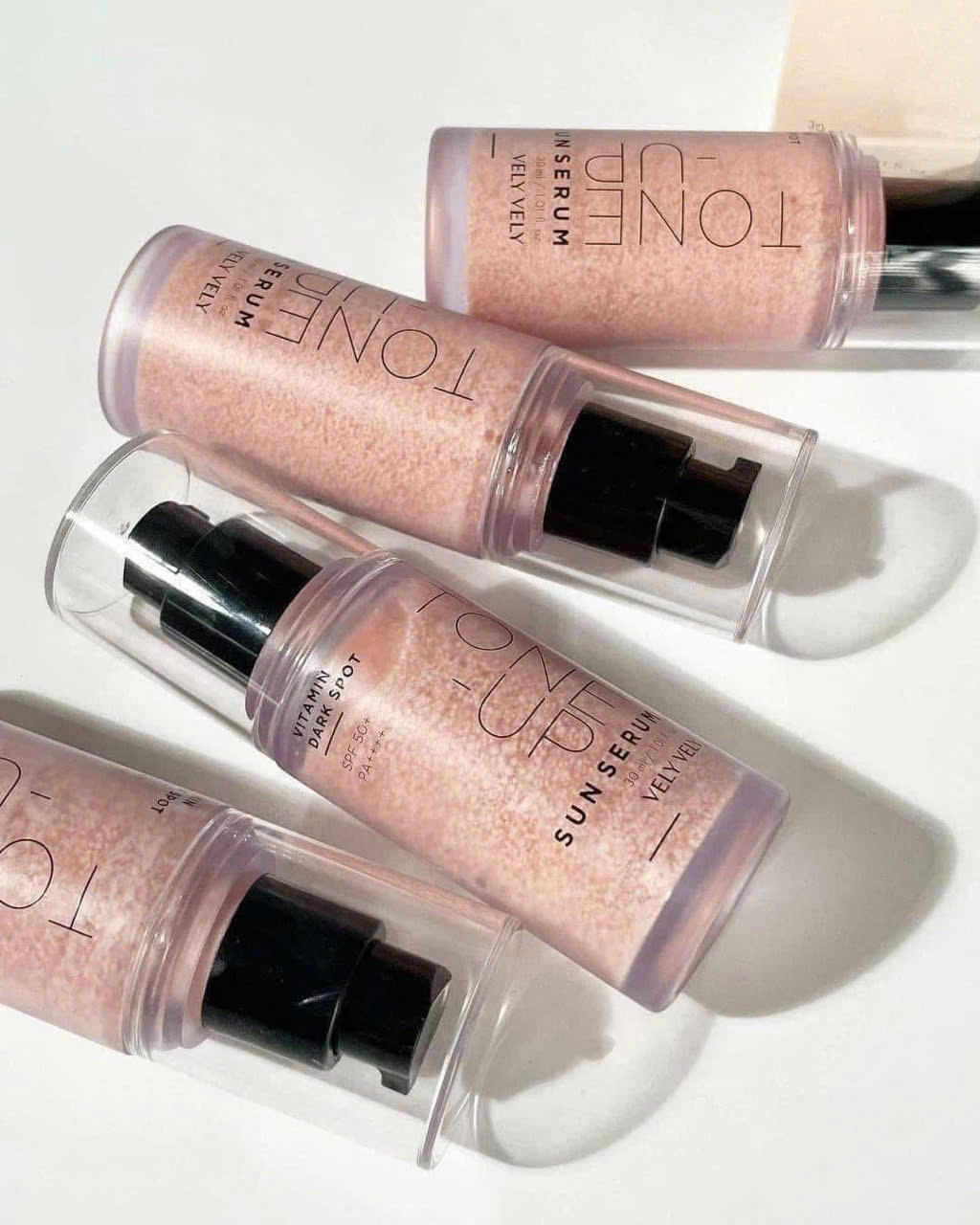  Tinh Chất Chống Nắng Nâng Tone Vely Vely Vitamin Dark Spot Tone Up Sun Serum SPF50+ PA++++ 30ml 