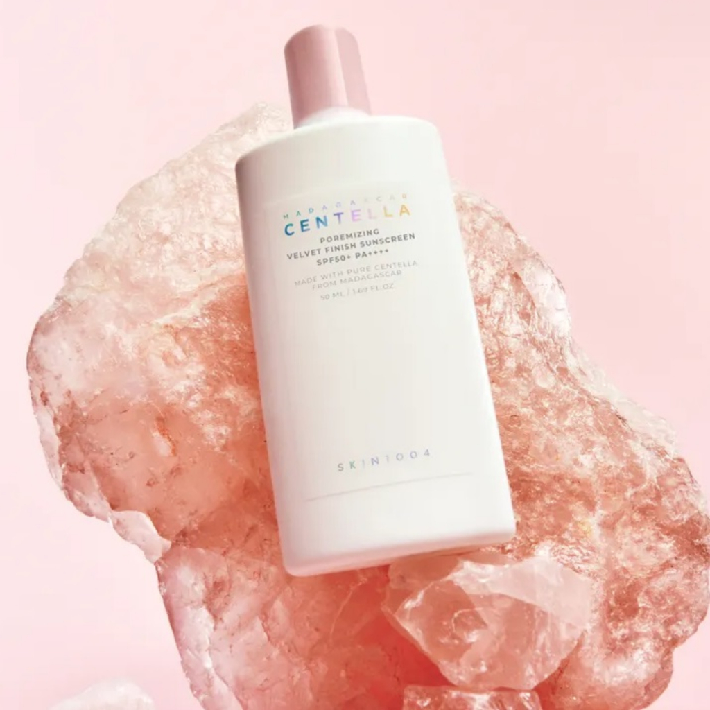 Kem chống nắng nâng tone tự nhiên Skin1004 Centella Poremizing Velvet Finish Sunscreen SPF50+ PA++++ 50ml 