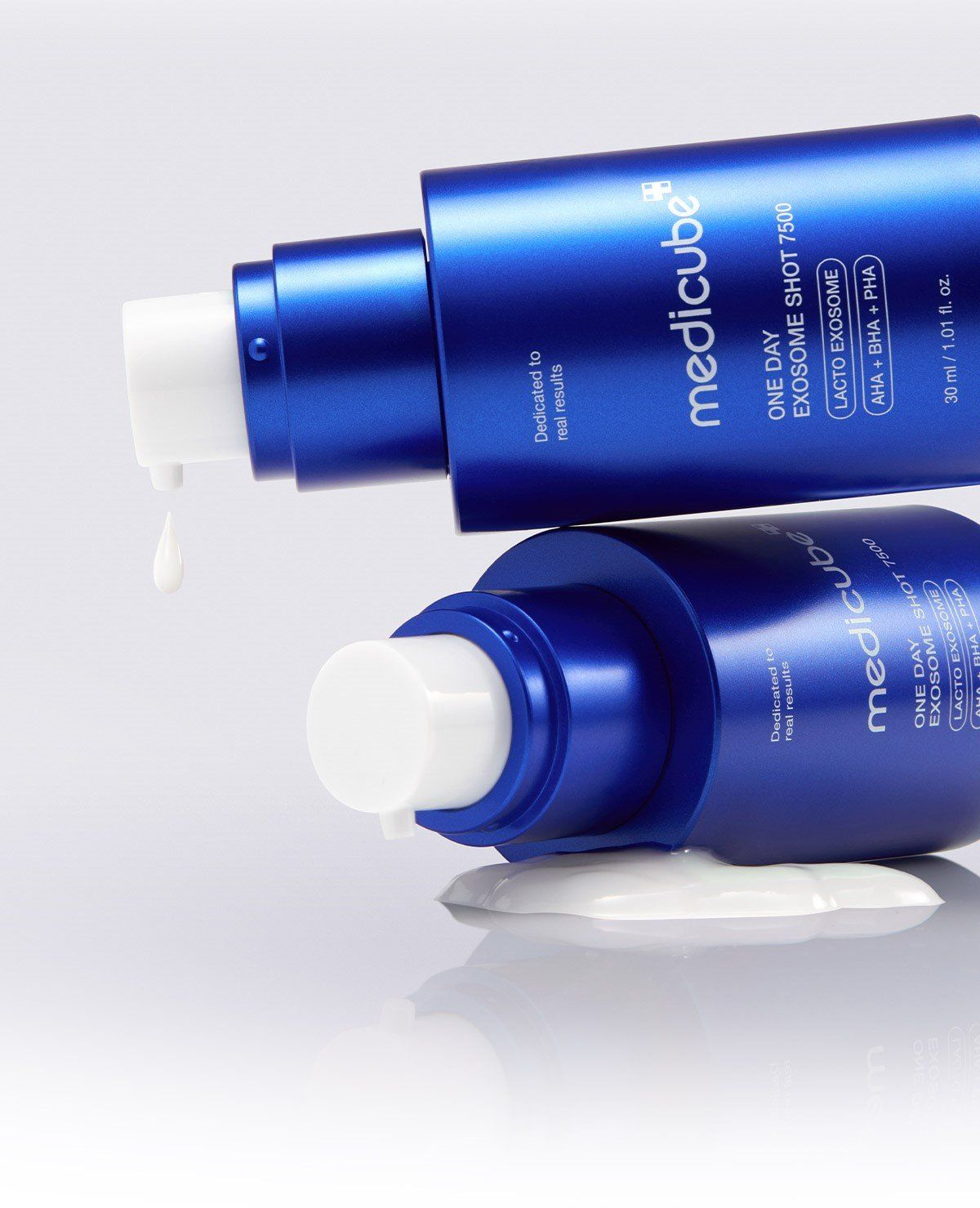  Tinh Chất Vi Gai Thu Nhỏ Lỗ Chân Lông Medicube One Day Exosome Shot 30ml 