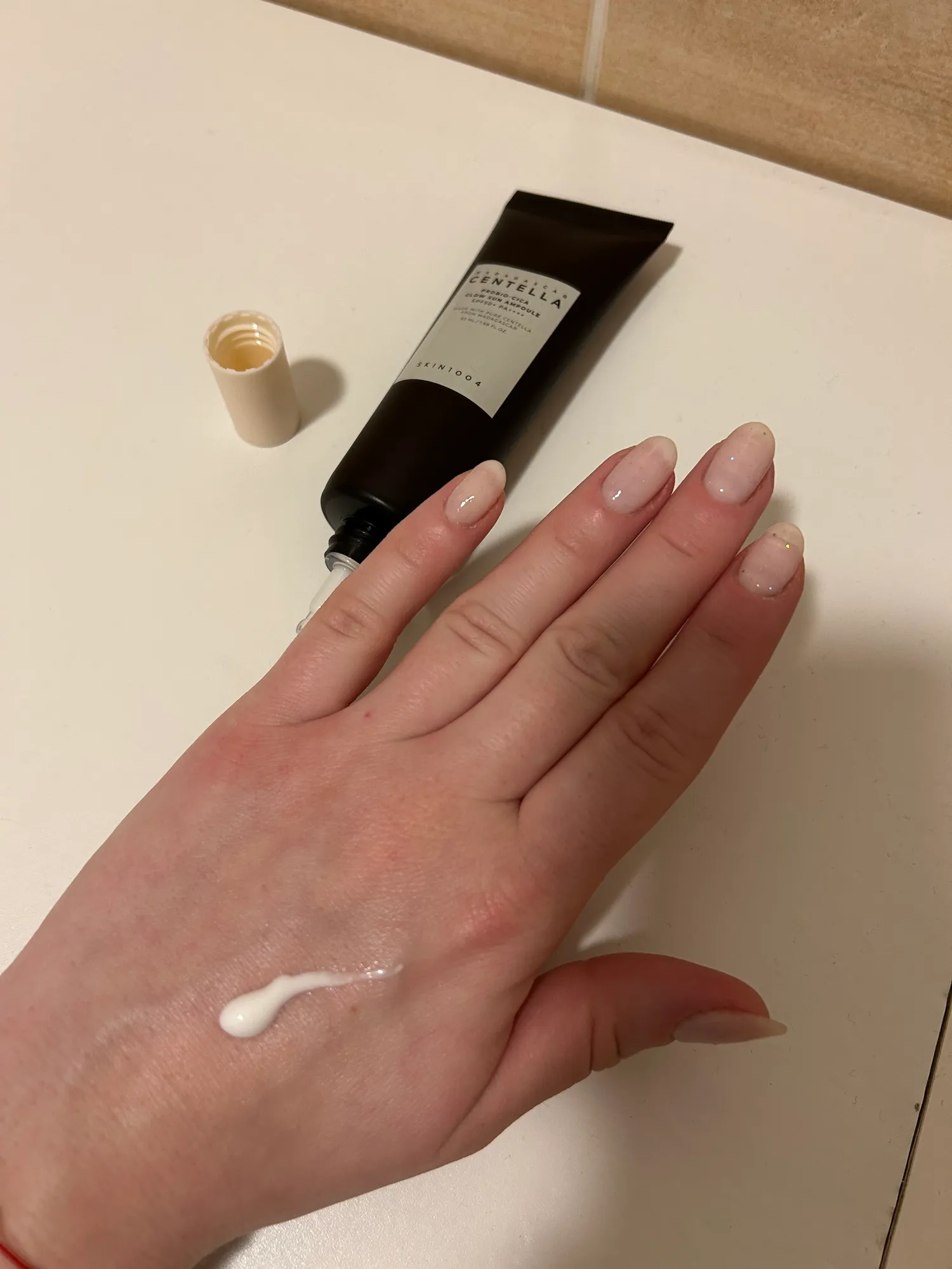  Kem Chống Nắng Skin1004 Probio Cica Glow Sun Ampoule SPF50+ PA++++ 50ml 