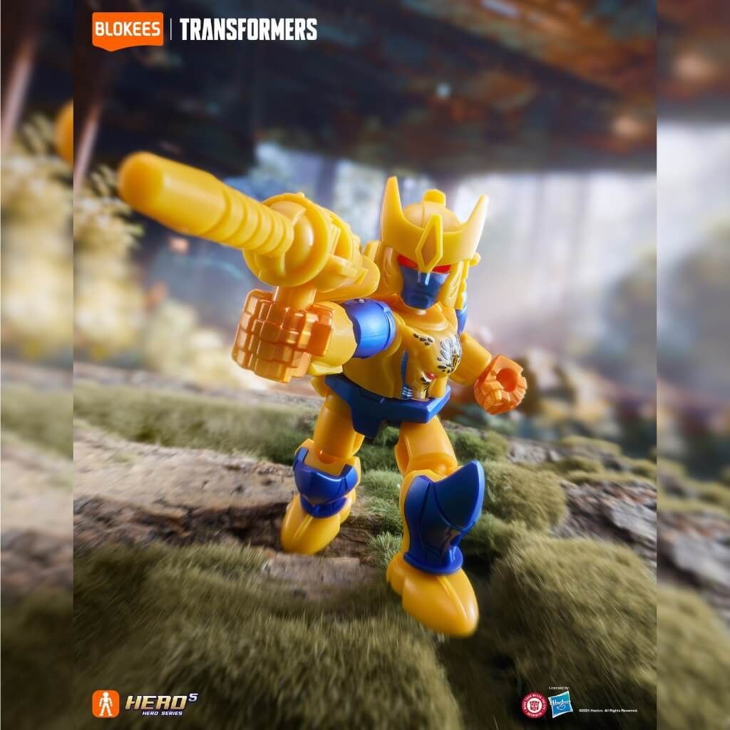 Mô hình đồ chơi lắp ráp Transformers Defender Version 06 Brutal Fang BLOKEES