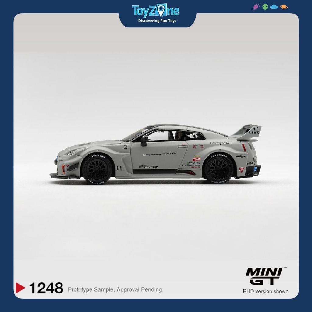 Mô hình xe Nissan LB-Silhouette WORKS GT 35GT-RR Ver.1 1:64 MiniGT