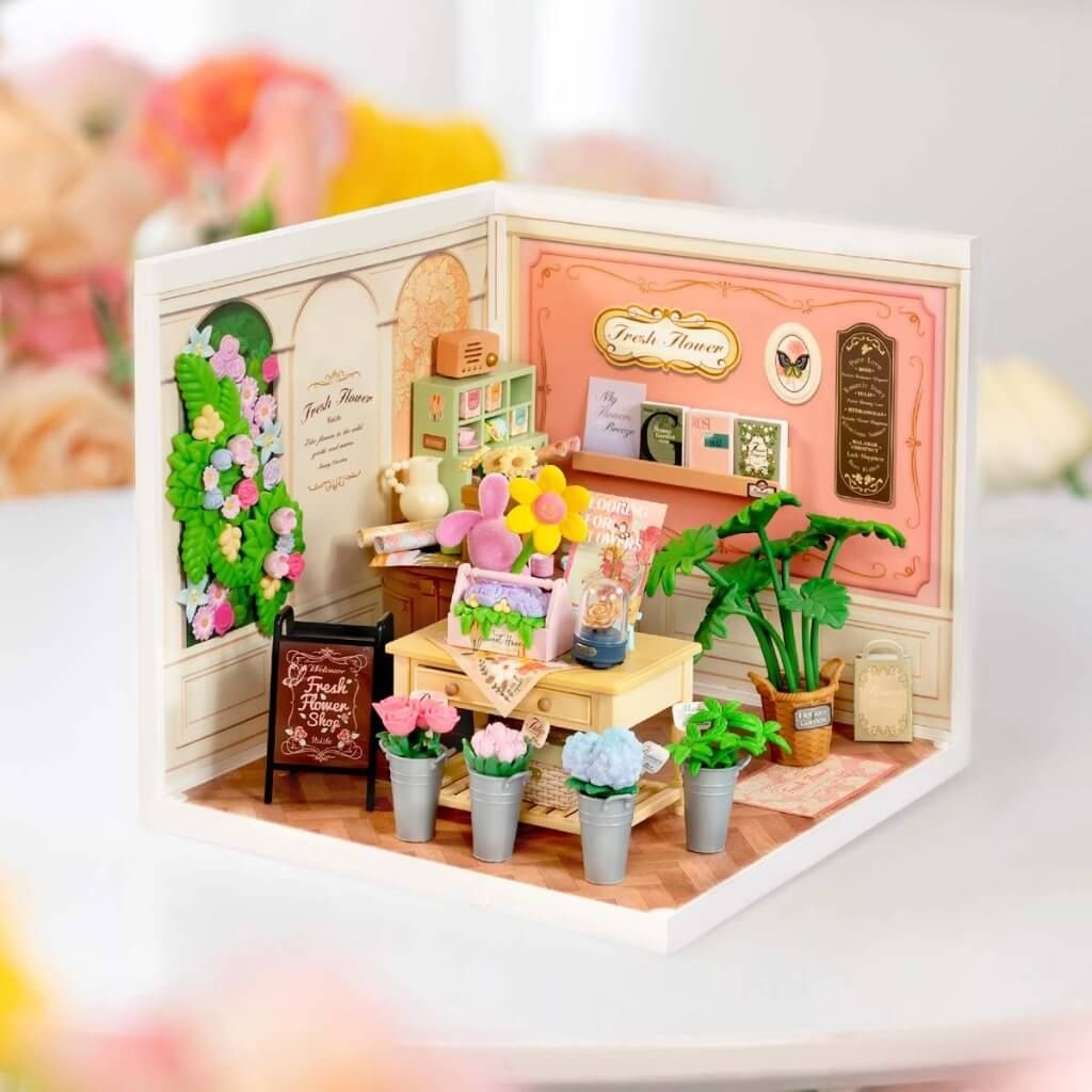 Mô hình lắp ráp nhà nhựa DIY Cửa Hàng Hoa Tươi Rolife Super Creator Fresh Flower Shop DW017B ROBOTIME